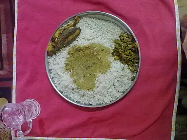 A simple plate of rice and dal